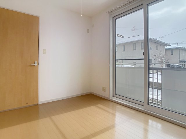 プレステージ上町Bの洋室