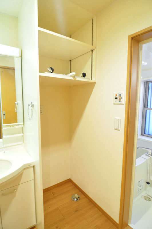 アビターレＡ棟のその他|室内洗濯機置き場