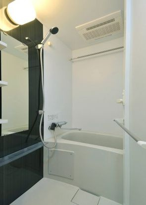 グラントゥルース赤羽プレミオの浴室