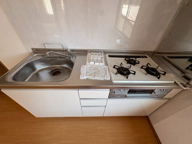 サンハイツの居間・リビング