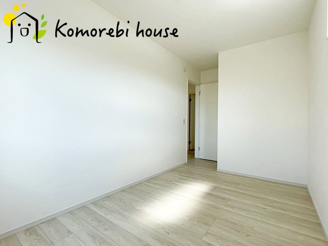 さいたま市北区本郷町　14期　新築一戸建て　KEIAI GRACE　01の洋室|広々とした洋室です