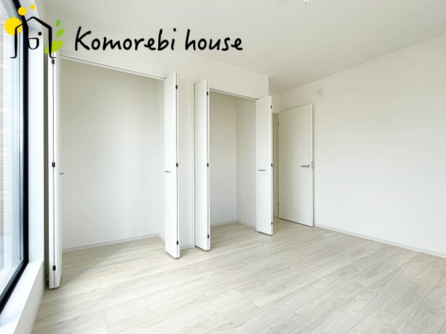 さいたま市北区本郷町　14期　新築一戸建て　KEIAI GRACE　01の寝室|使い勝手のいい寝室です