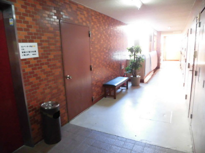 【エントランス】 | ドレクセル上新庄 | エントランスです