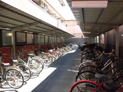 【その他共用部分】 | ドレクセル上新庄 | 共用駐輪場です