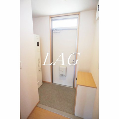 【玄関】 | Ｓ・シャトル | 玄関です。