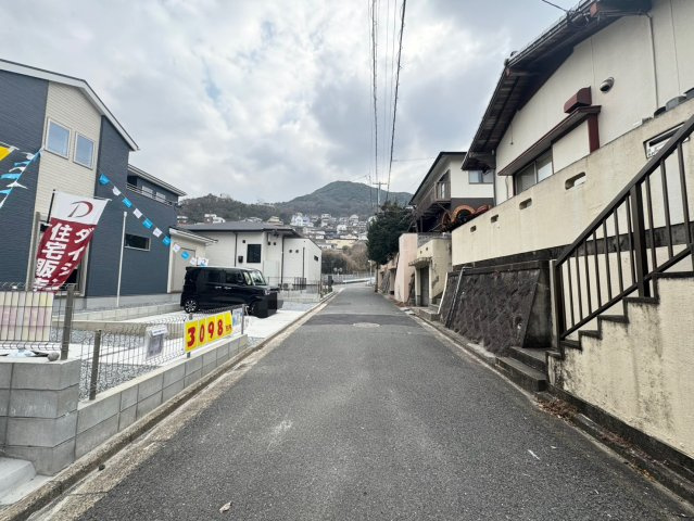 ーBloomーブルームー小倉北区赤坂3丁目2期　【小倉北区　新築戸建て】の前面道路含む現地写真|ーBloomーブルームー小倉北区赤坂3丁目2期　【小倉北区　新築戸建て】【小倉北区　新築戸建て】