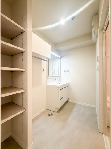 耀(かがやき)の洗面所