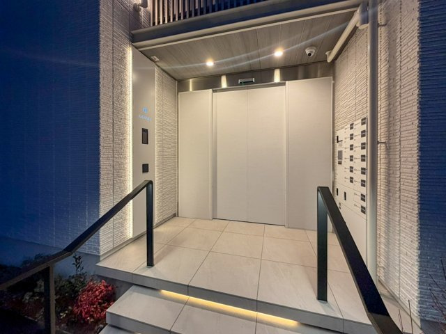 耀(かがやき)の玄関