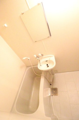 【浴室】 | Ｊ・フローレ