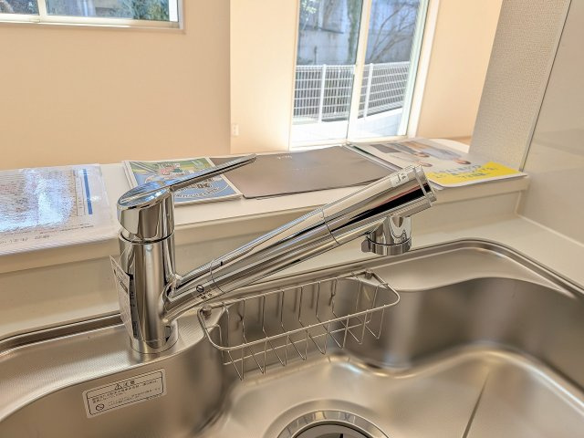 八王子市　寺田町　新築一戸建て　２期のキッチン|～浄水器付き　安心安全なお水をお手軽に～
