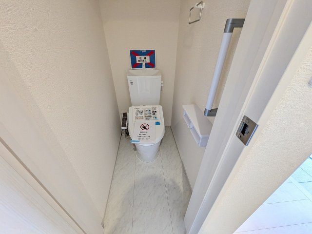 八王子市　寺田町　新築一戸建て　２期のトイレ|～暖房温水洗浄機能付きトイレ　冬場は特に嬉しい機能ですね～