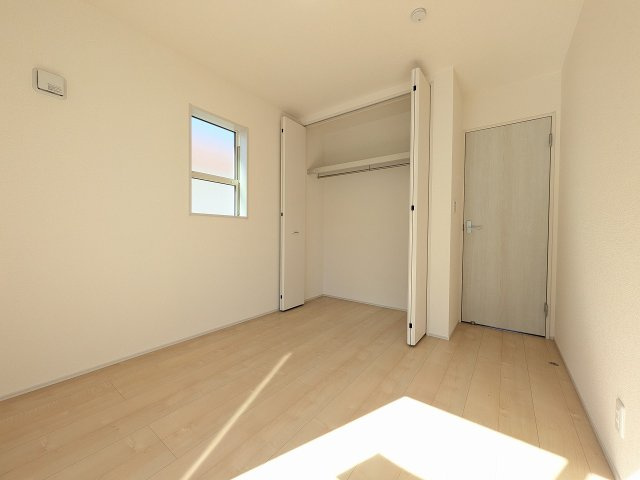 八王子市　寺田町　新築一戸建て　２期の収納|～収納力の高いクローゼット完備～