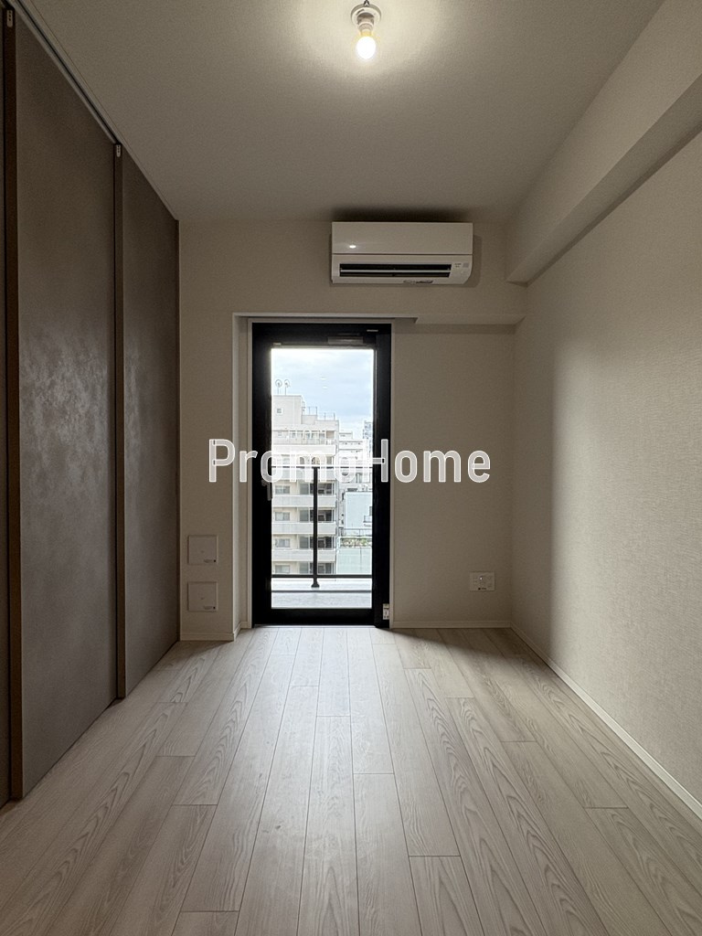 シーズンフラッツ新御徒町イーストの居間・リビング