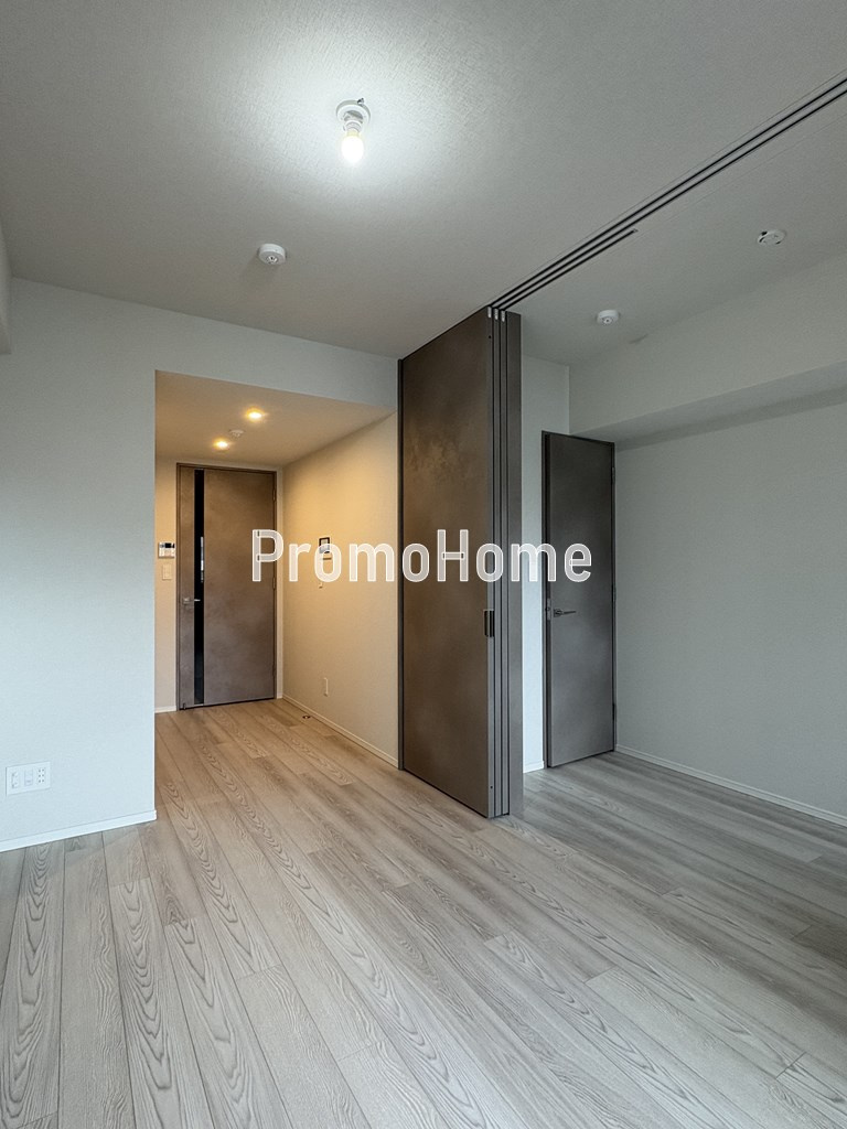 シーズンフラッツ新御徒町イーストの居間・リビング