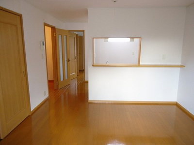 【居間・リビング】 | ヴィラ・アンソレイユ