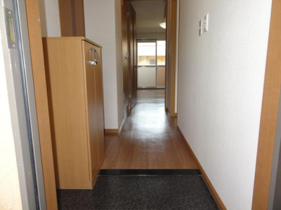 【玄関】 | コーポ花水木 | 玄関