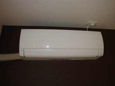 【設備】 | モン・ブラン | エアコン（リビング）