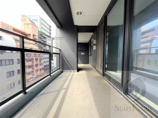 【バルコニー】 | プレサンスレジェンド堺筋本町タワー