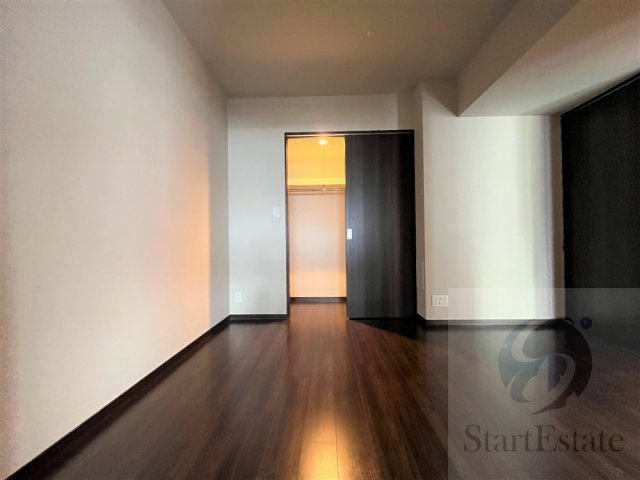 【寝室】 | プレサンスレジェンド堺筋本町タワー