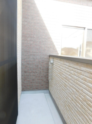 【バルコニー】 | カトル・ヴィラージュ