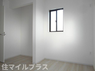 【洋室】 | 郡山市八山田6丁目新築一戸建て2棟 | コンパクトで使いやすい洋室です