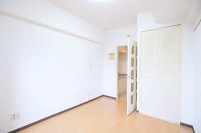 【洋室】 | ジョイフル下井草