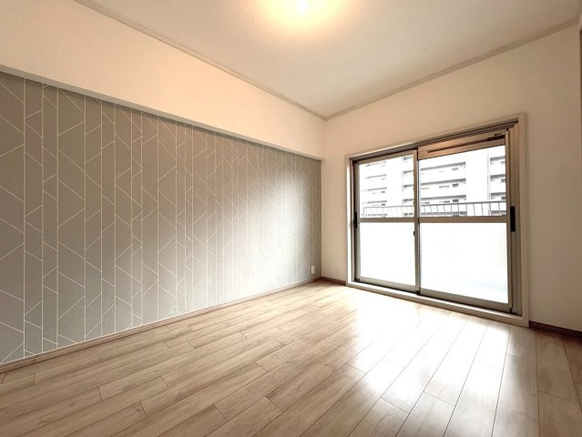 ◆室内リフォーム済み◆６階南西角住戸◆地下鉄東野駅徒歩１０分◆山科住宅Ｂ棟の洋室|洋室