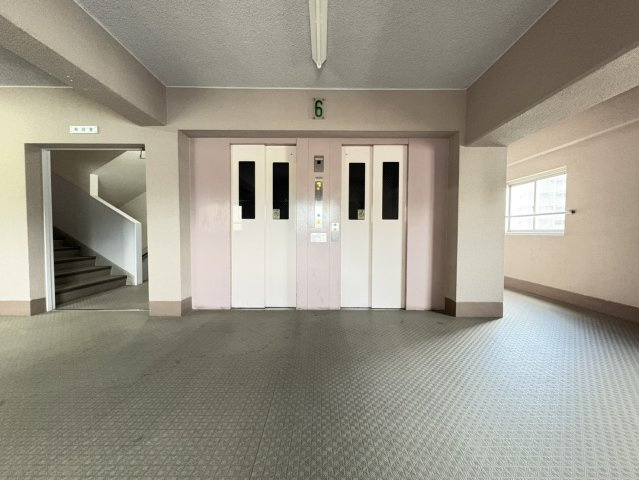 ◆室内リフォーム済み◆６階南西角住戸◆地下鉄東野駅徒歩１０分◆山科住宅Ｂ棟のその他|エレベーター