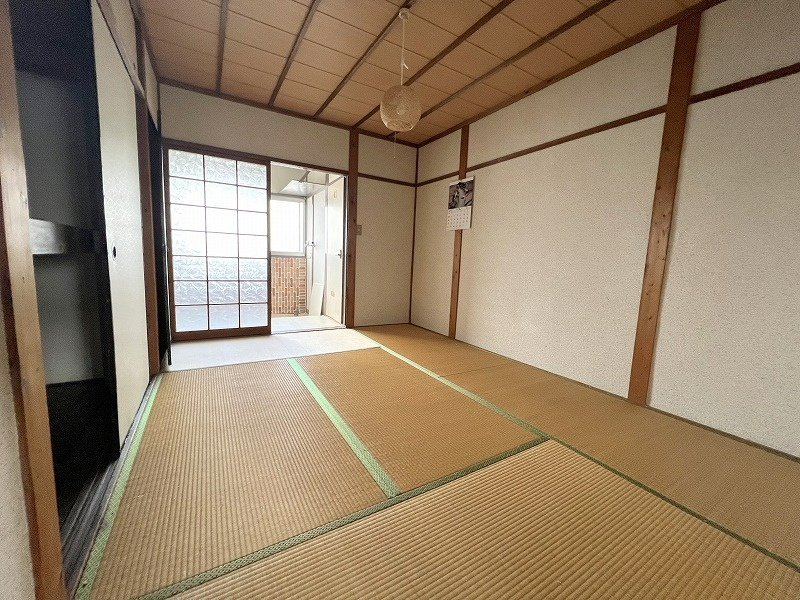 葛城市八川のアパートの寝室