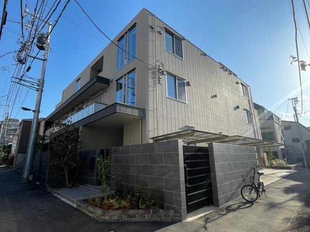 ミココリエ北新宿の外観