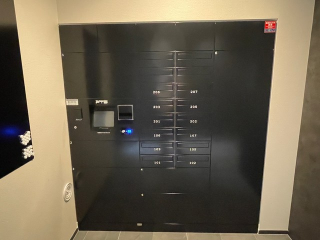 ミココリエ北新宿のロビー