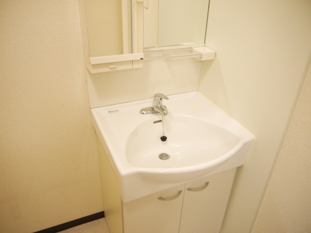 レオネクストシャロームの洗面所|スペースが確保できる洗面所です