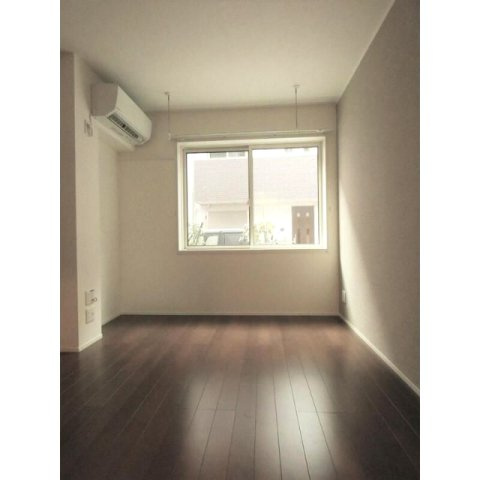 Ｍａｉｓｏｎ　Ｎｏｉｒｅ　メゾンノワールの居間・リビング