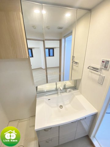 ルーブル両国弐番館の洗面所