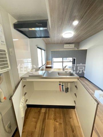 ReDEAL国立WESTのキッチン