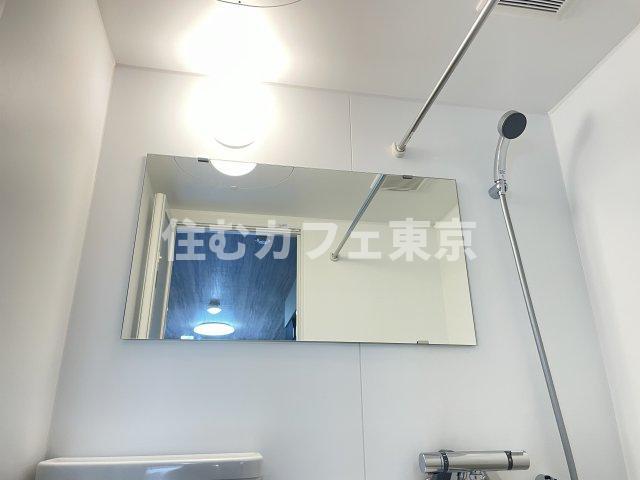 ReDEAL国立WESTの浴室