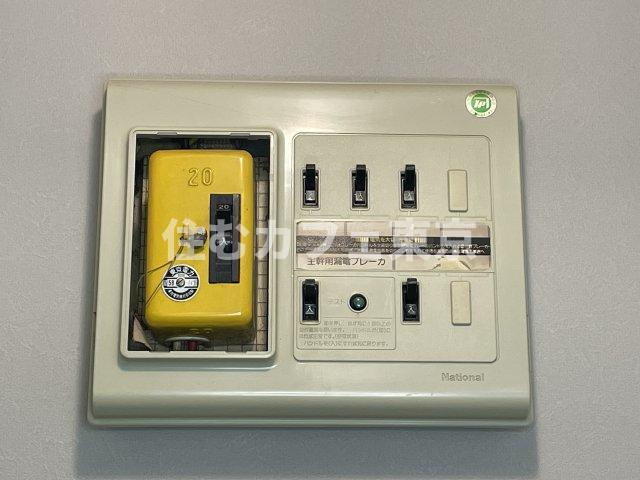 ReDEAL国立WESTの設備