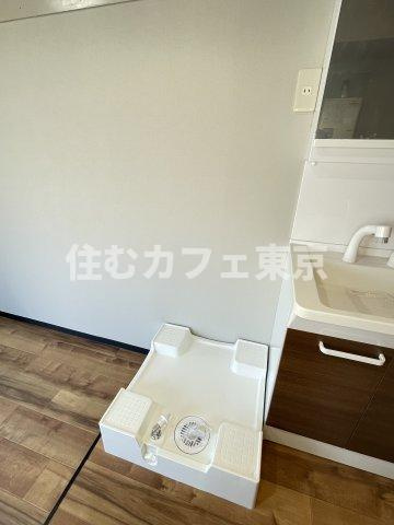 ReDEAL国立WESTの設備|室内洗濯機置き場です