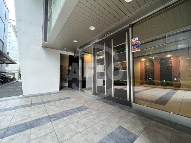 エステムコート難波WEST-SIDEⅢドームシティのエントランス|エステムコート難波WEST-SIDEIIIドームシティ　エントランス