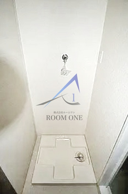 グリーンリーフ西早稲田の設備|洗濯機置き場です。