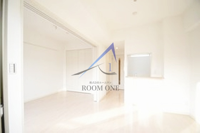 グリーンリーフ西早稲田の居間・リビング|洋室のお部屋です。