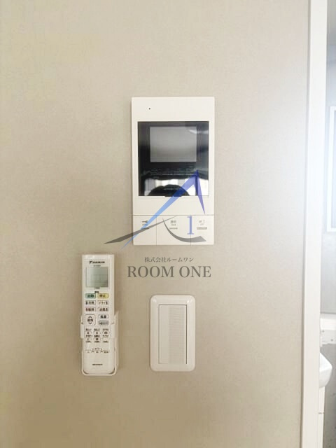 ＣＡＭＥＬＬＩＡ東長崎のセキュリティ|モニター付きインターホンです。