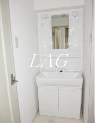 【洗面所】 | クオーレイナバ | 独立洗面台です。