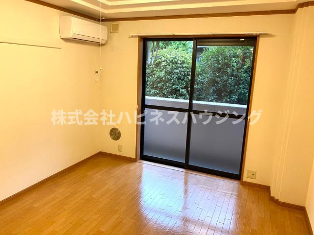 ピアリープレイスの内装|洋室