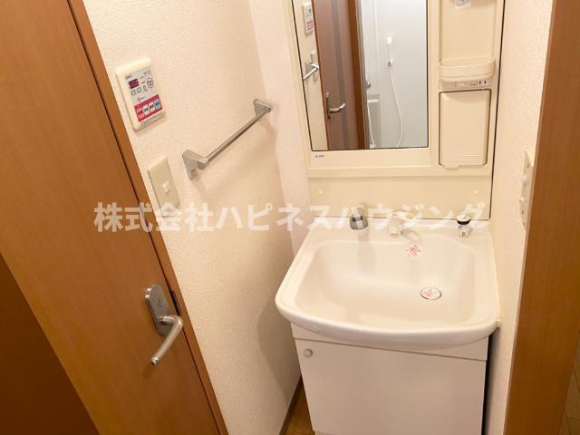 ピアリープレイスの洗面所|洗髪洗面化粧台