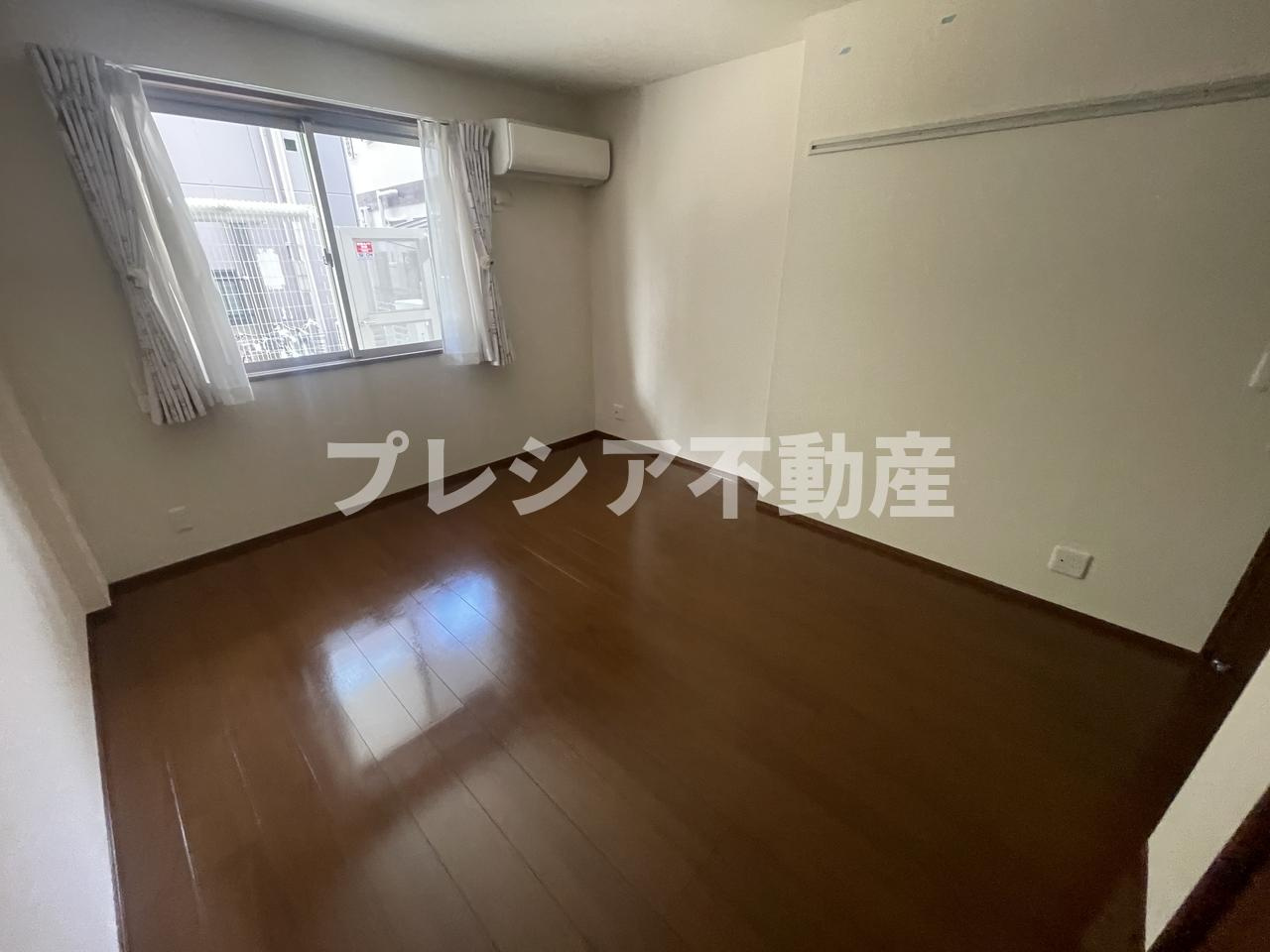 YUSEI RESIDENCE 甲子園の洋室