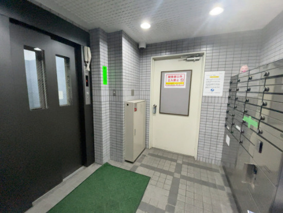 クラウン曳舟のロビー