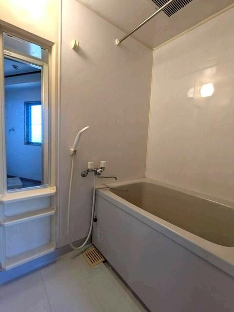 クラウン曳舟の浴室