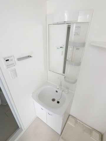 オーキッドレジデンス船橋本町の独立洗面台