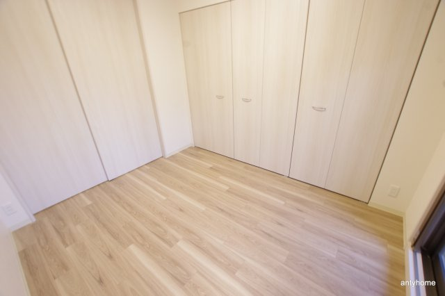 プレサンス心斎橋ニスト　仲介手数料無料の洋室